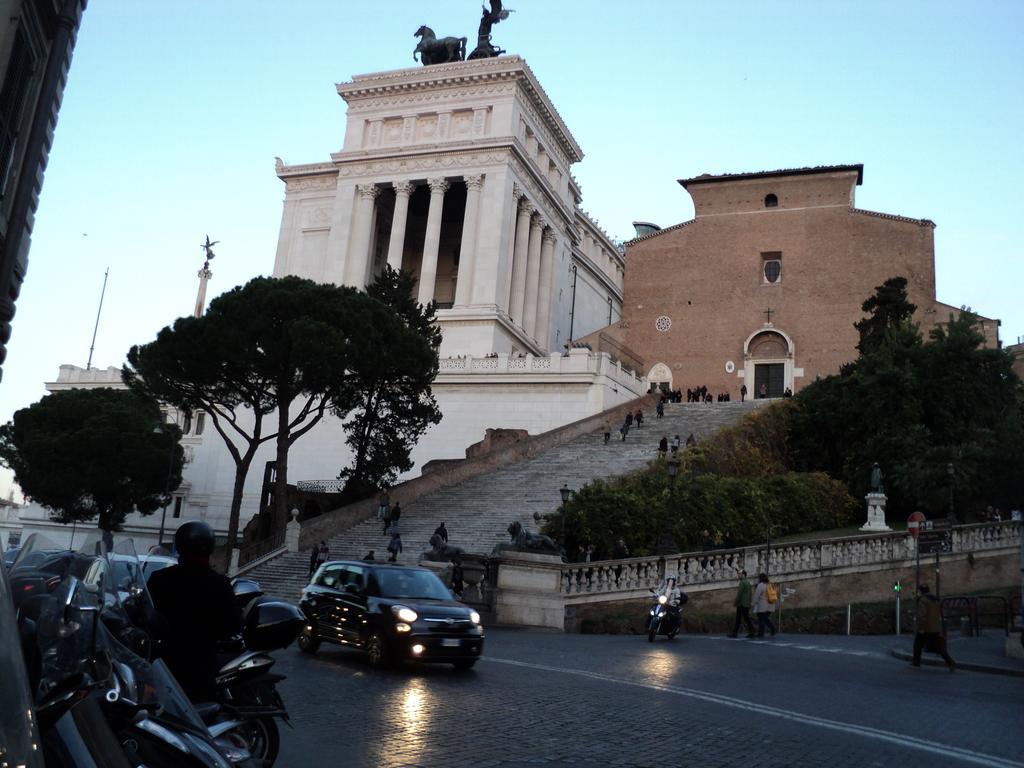 Piazza Venezia Suite And Terrace Rome Extérieur photo